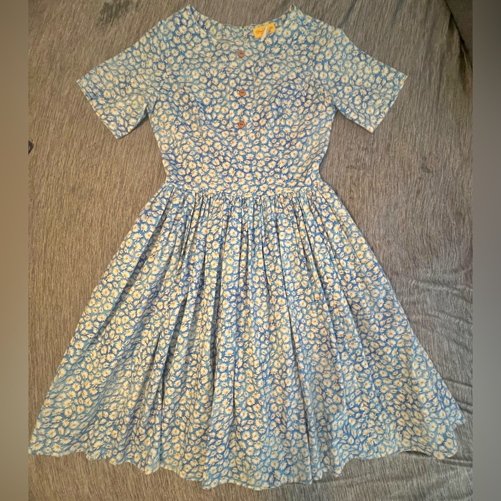 EUC Bernie Dexter Daisy Dress